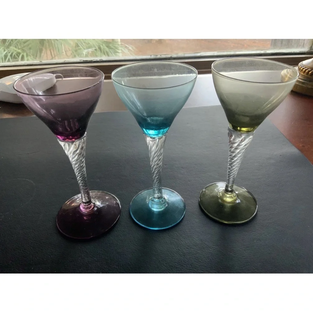 Cordial & Liqueur Glasses questions comment